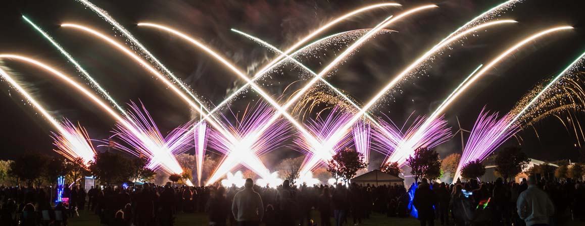 Amazing professional firework display by Flashpoint Fireworks